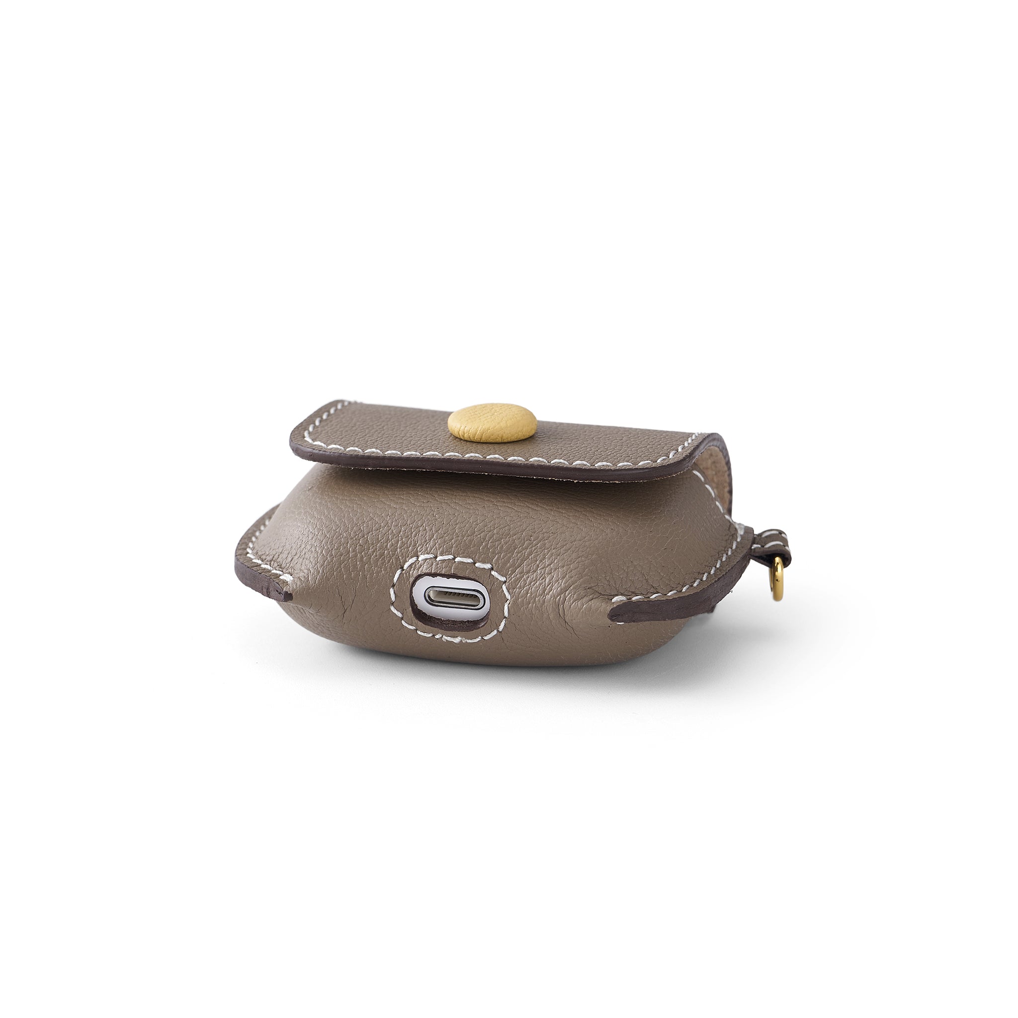 SARA AIRPODS PRO CASE GOLD – RECLAIRE