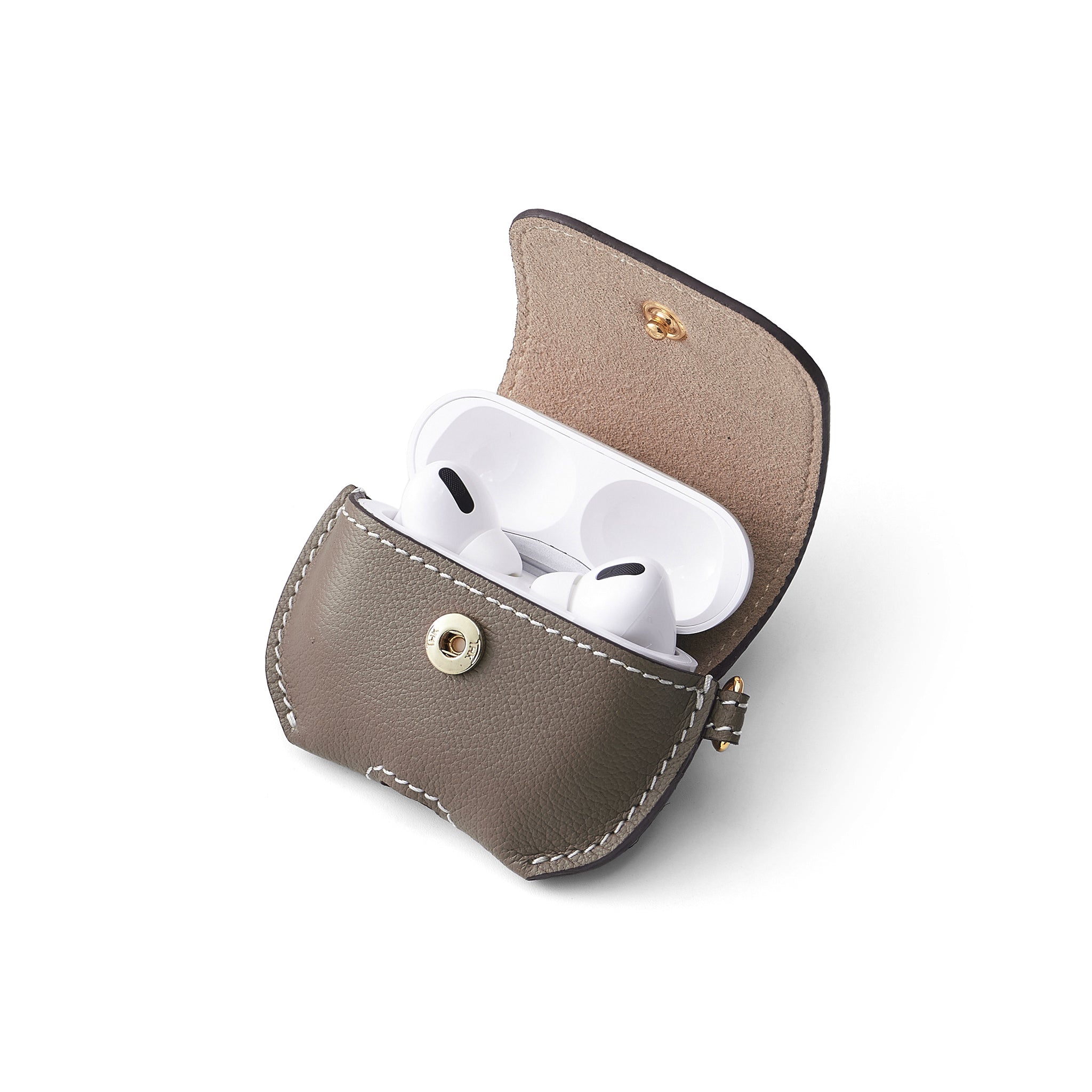 SARA AIRPODS PRO CASE GOLD – RECLAIRE